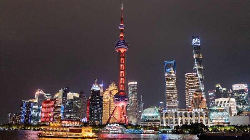 Chinesische Stadt bei Nacht